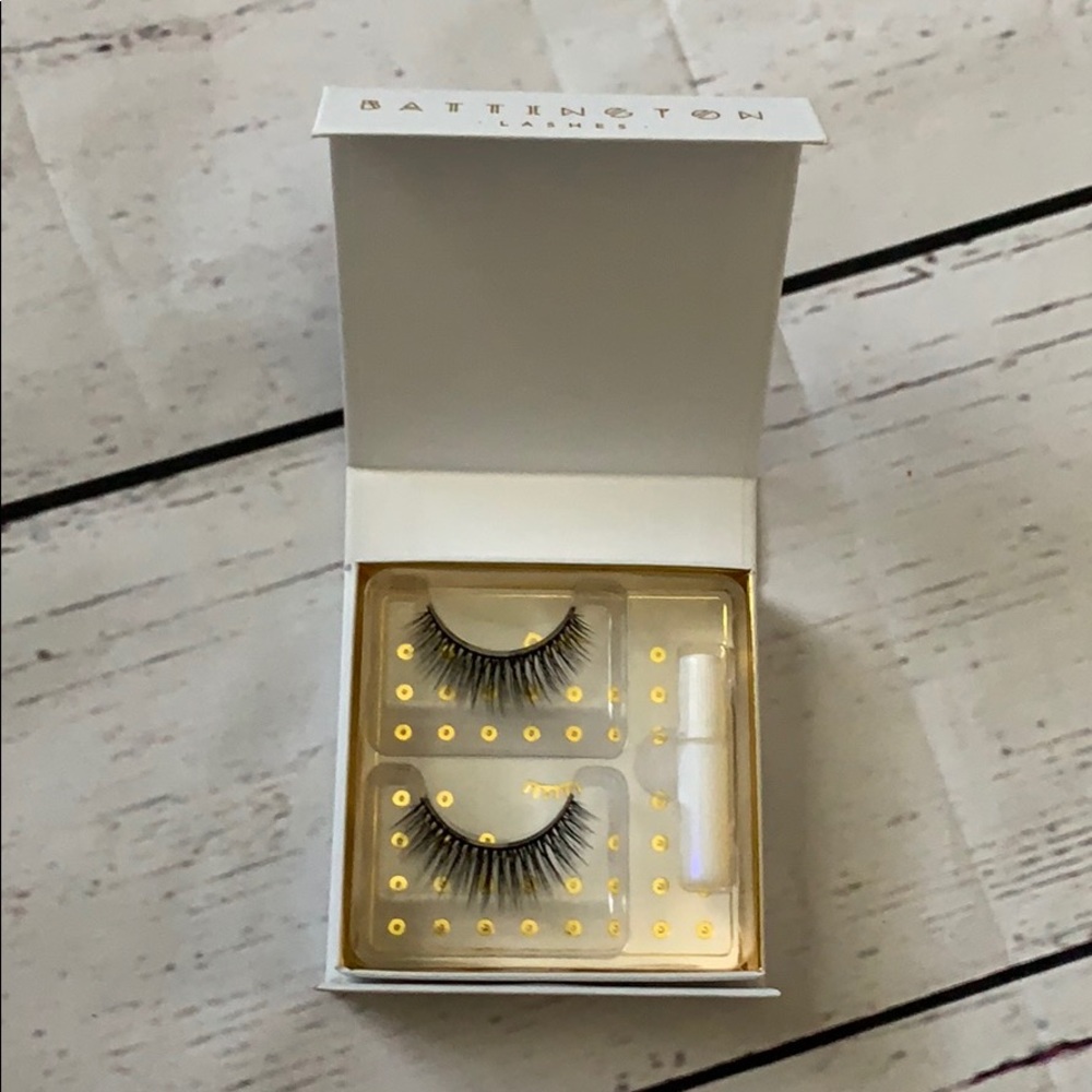Battington eye lashes